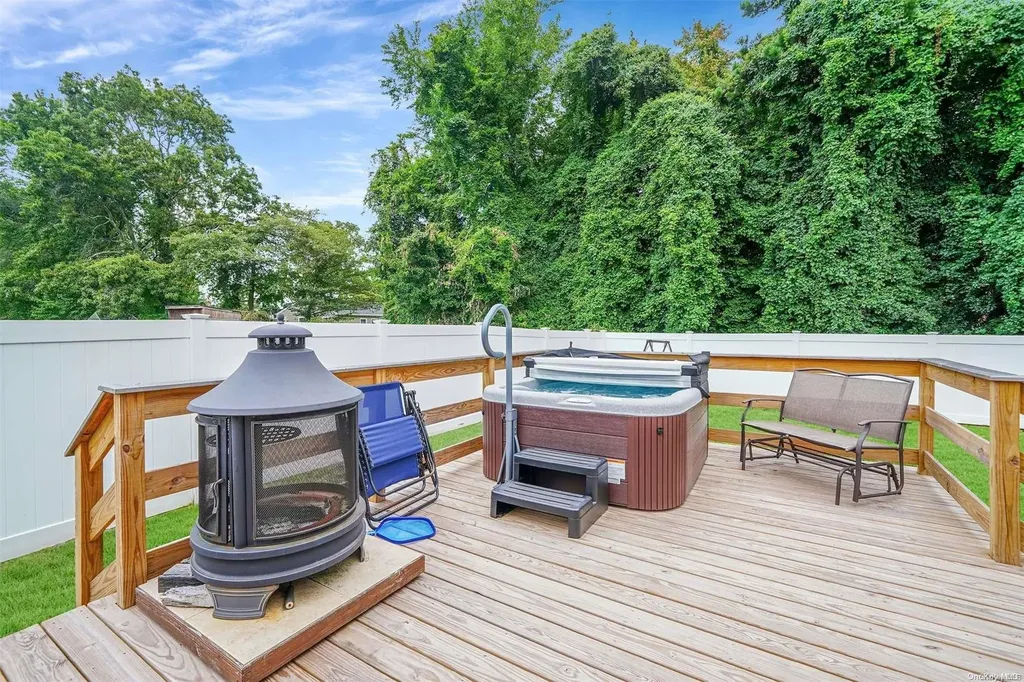 57 Cullen Avenue Islip NY 11751