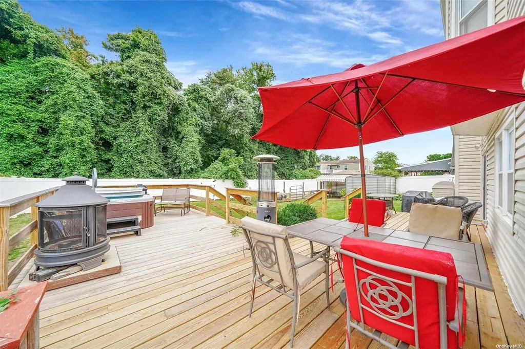57 Cullen Avenue Islip NY 11751