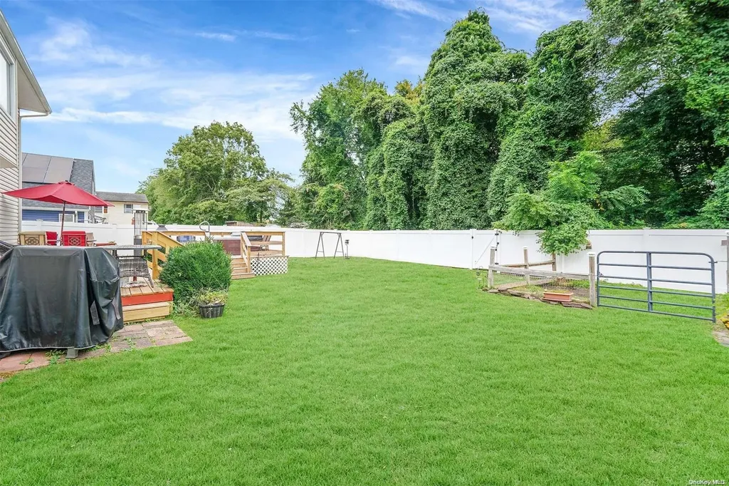 57 Cullen Avenue Islip NY 11751