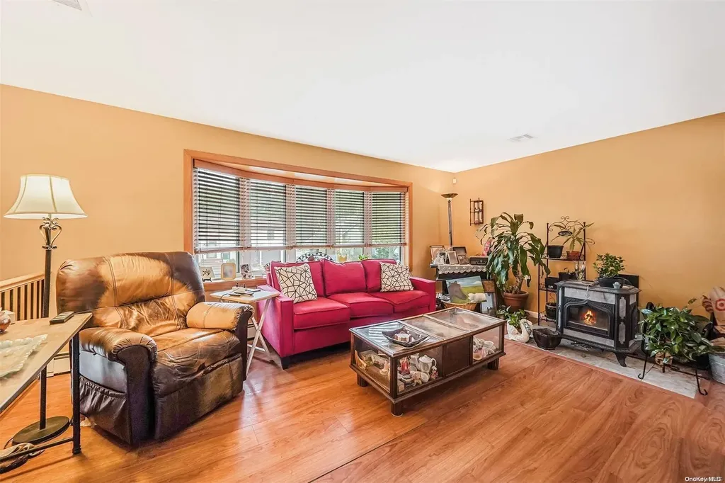 57 Cullen Avenue Islip NY 11751