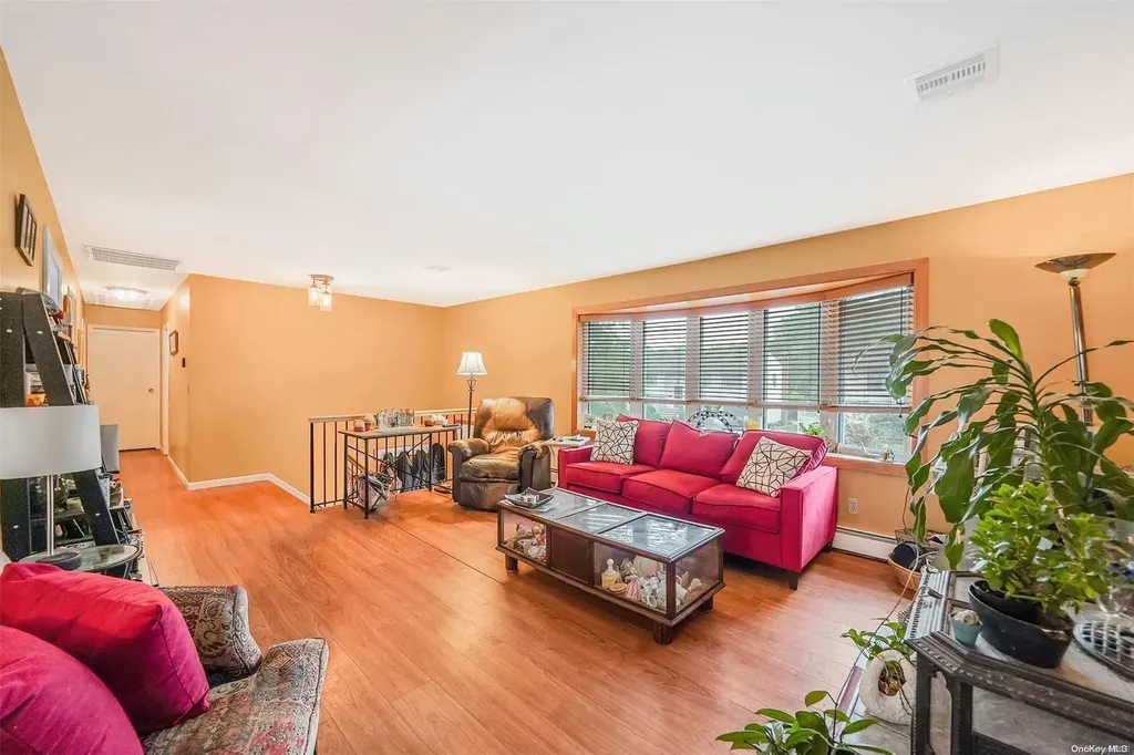 57 Cullen Avenue Islip NY 11751
