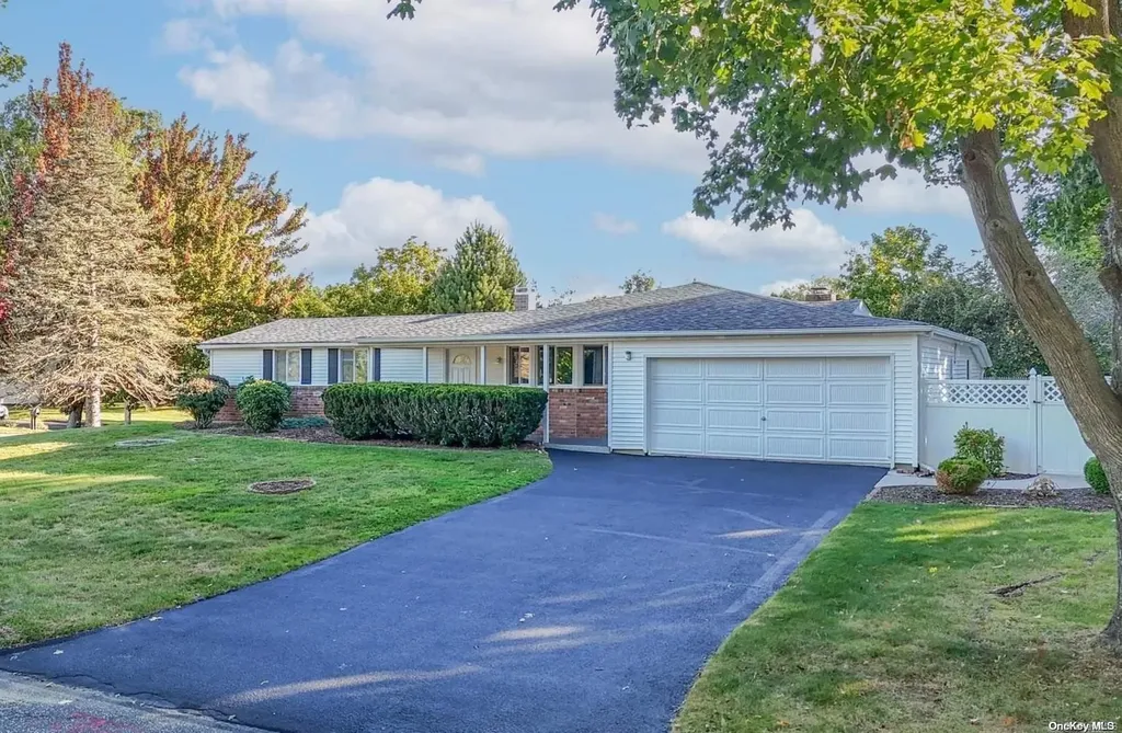 1 Coed Lane Stony Brook NY 11790