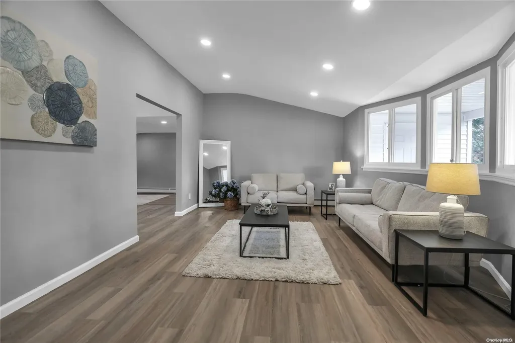 1 Coed Lane Stony Brook NY 11790