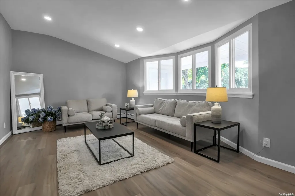 1 Coed Lane Stony Brook NY 11790