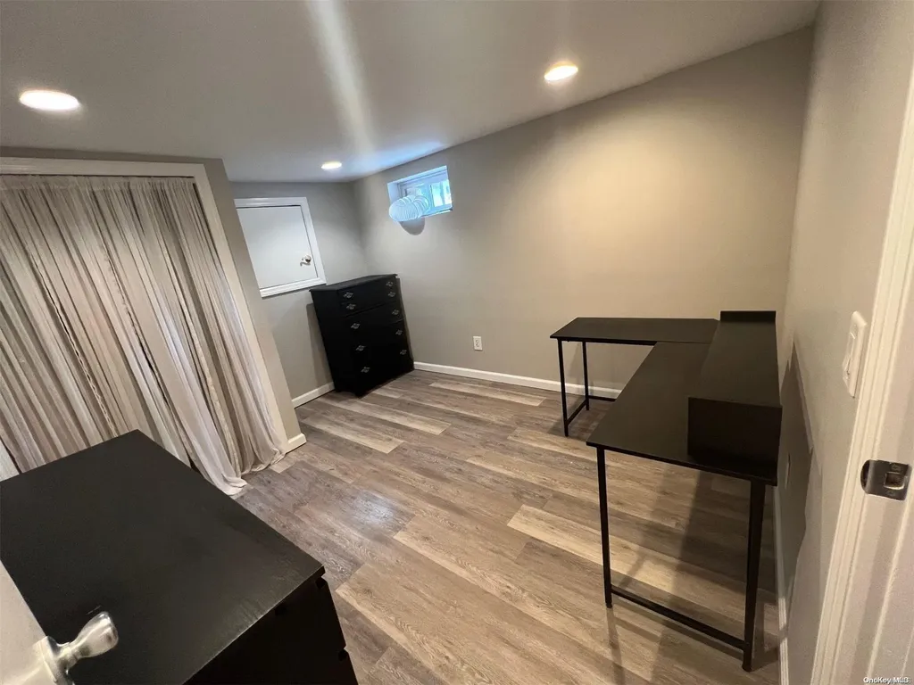 28 Berkshire Road Bethpage NY 11714