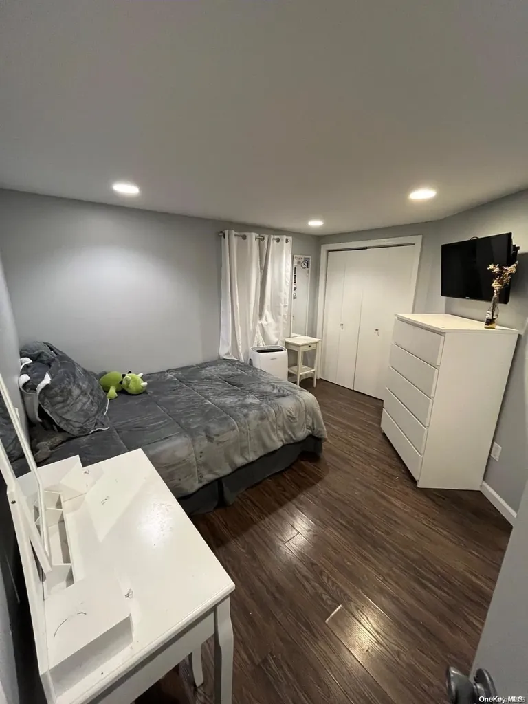 28 Berkshire Road Bethpage NY 11714