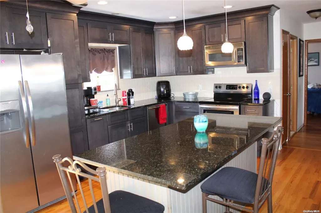 28 Berkshire Road Bethpage NY 11714