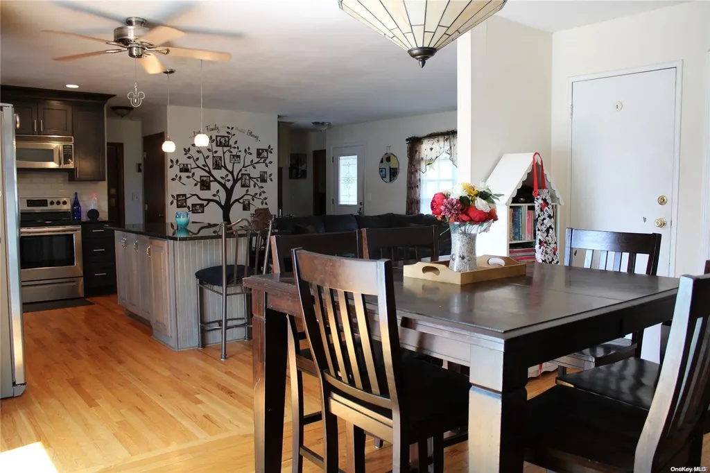 28 Berkshire Road Bethpage NY 11714