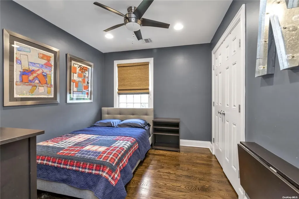 80 Netz Place Albertson NY 11507