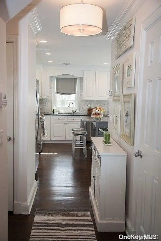 80 Netz Place Albertson NY 11507