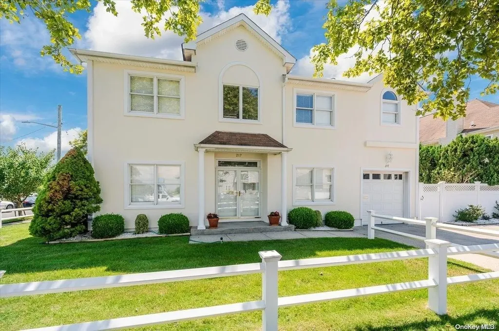 217 Neptune Boulevard Long Beach NY 11561