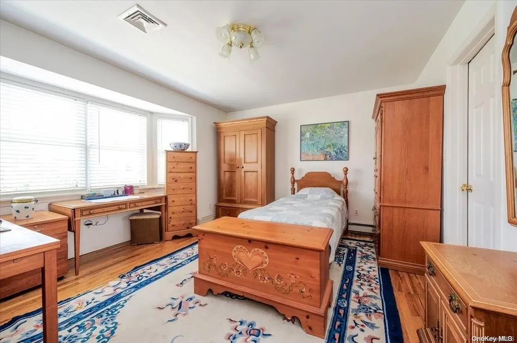 217 Neptune Boulevard Long Beach NY 11561