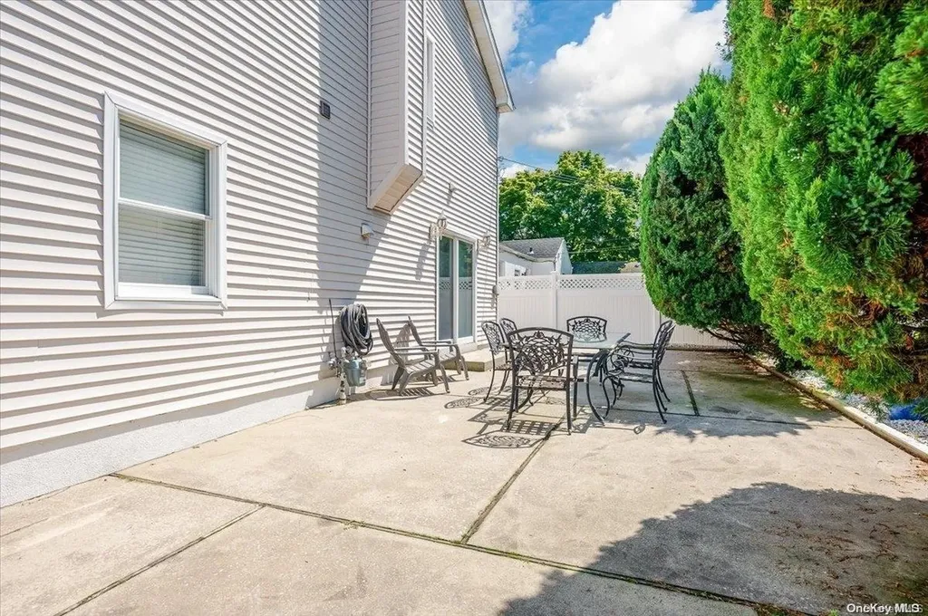 217 Neptune Boulevard Long Beach NY 11561
