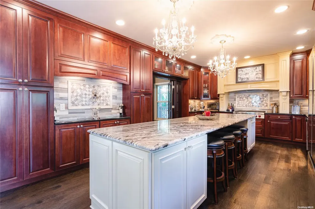 25 Whispering Woods Drive Smithtown NY 11787
