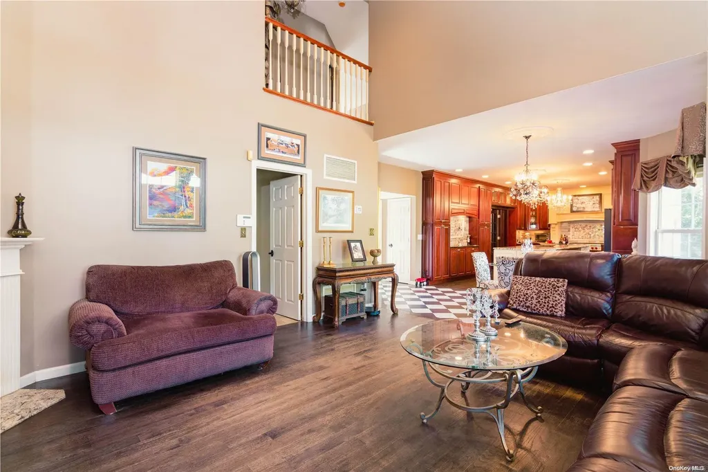 25 Whispering Woods Drive Smithtown NY 11787