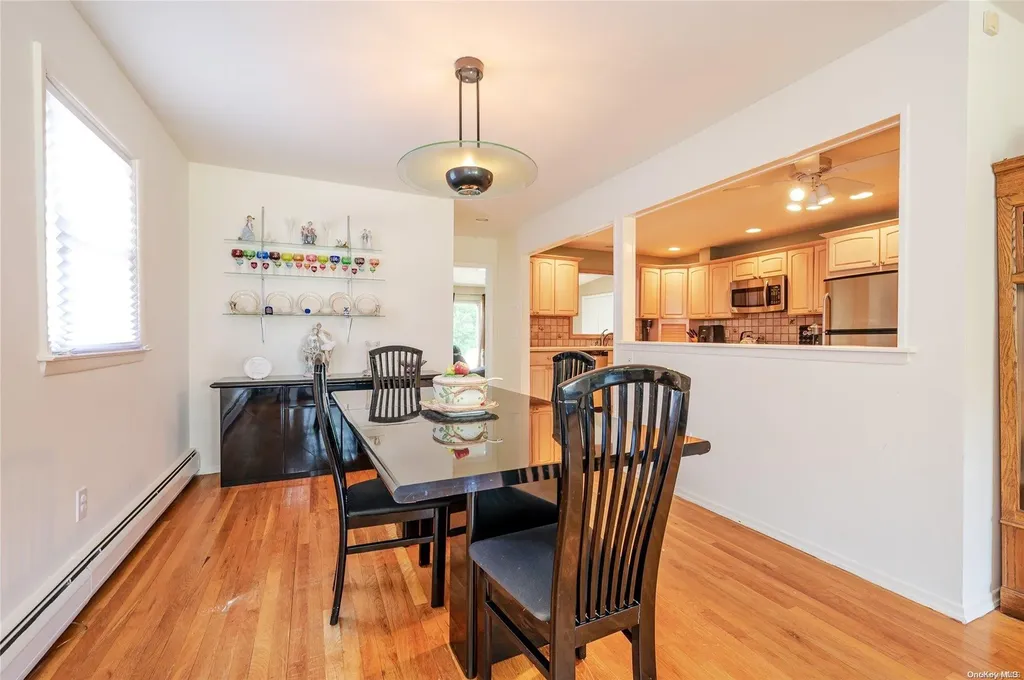 21 Johnson Place Oceanside NY 11572