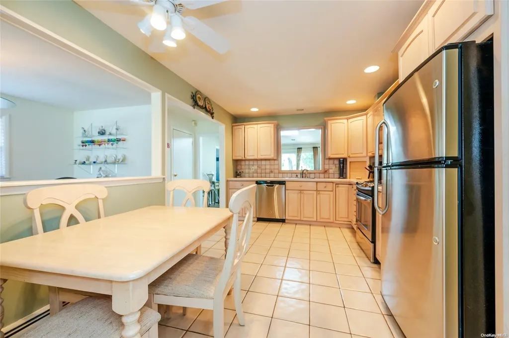 21 Johnson Place Oceanside NY 11572