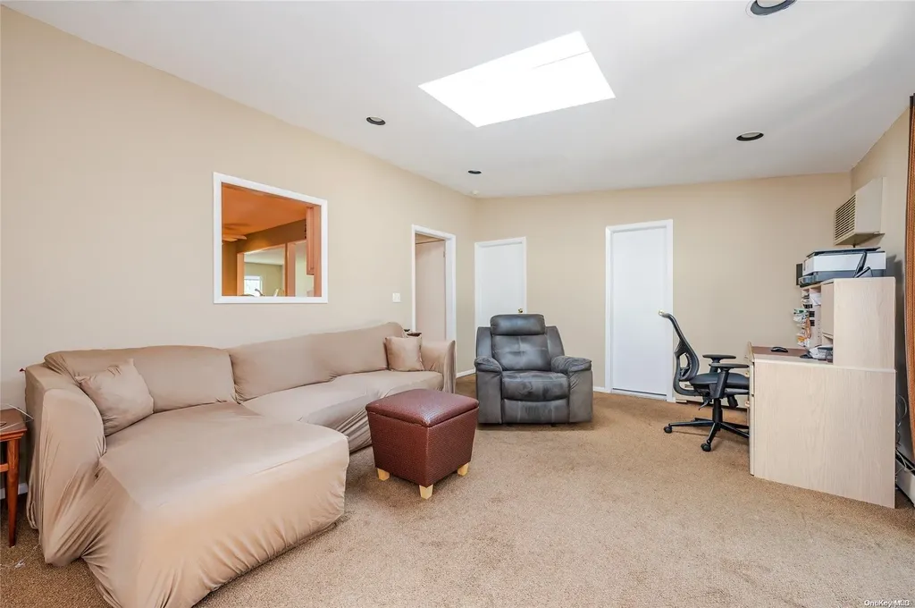 21 Johnson Place Oceanside NY 11572