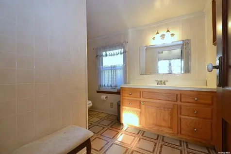 58 Ryerson Avenue Manorville NY 11949