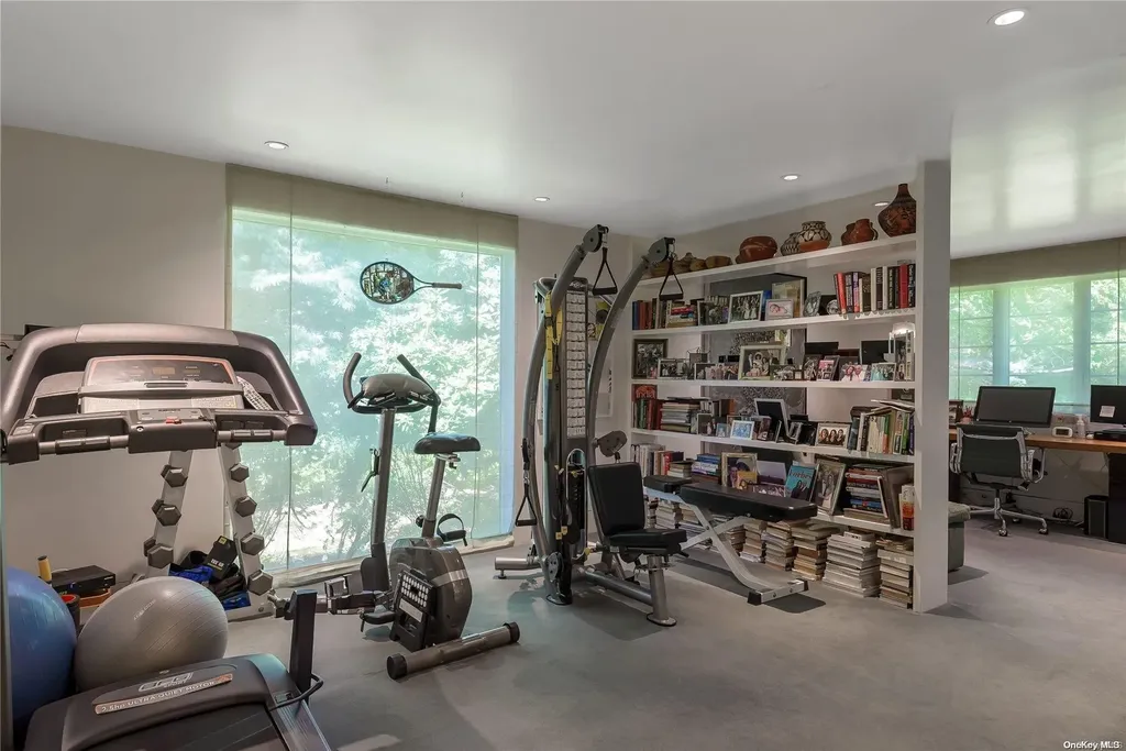 112 Bacon Road Old Westbury NY 11568