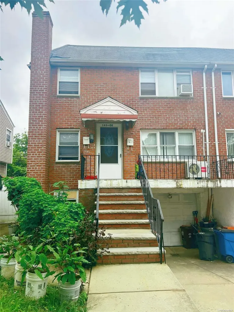 163-08 21st Road Whitestone NY 11357
