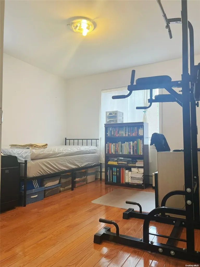 163-08 21st Road Whitestone NY 11357