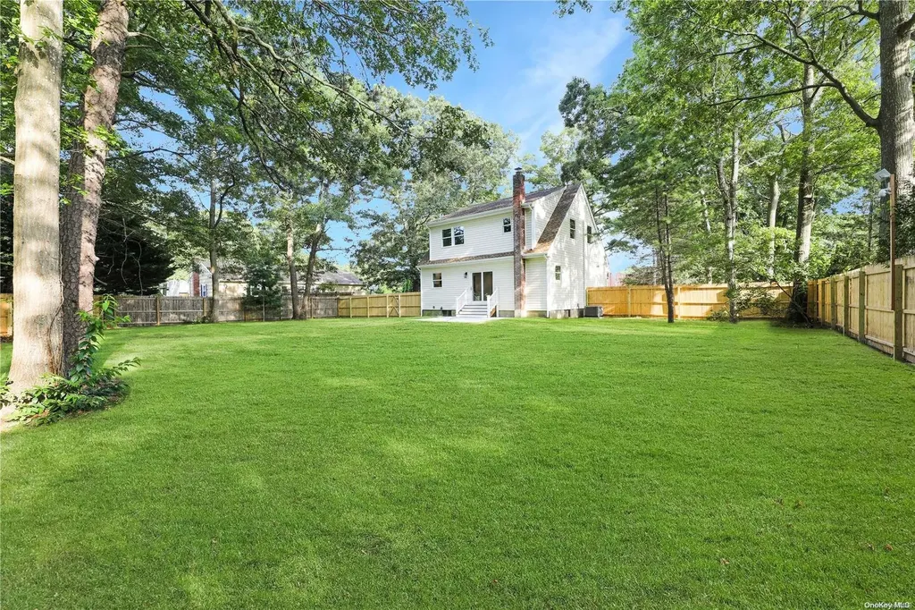 169 Mastic Boulevard E Shirley NY 11967