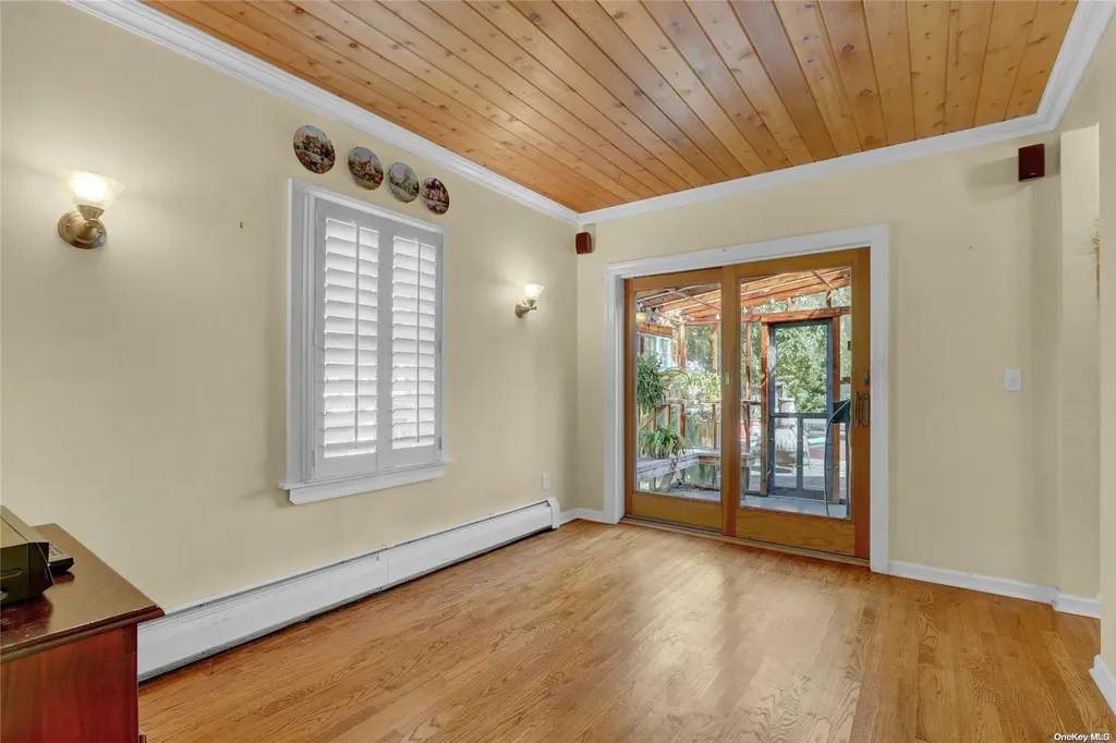 5 Athasca Road Islip NY 11751