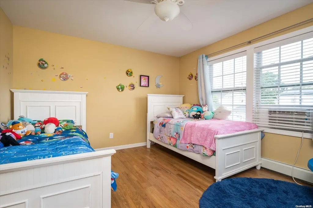 23 Redpoll Lane Levittown NY 11756