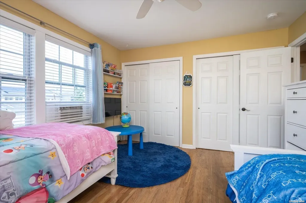 23 Redpoll Lane Levittown NY 11756
