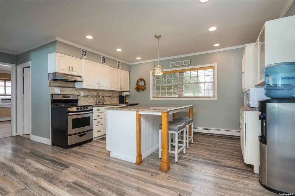 23 Redpoll Lane Levittown NY 11756