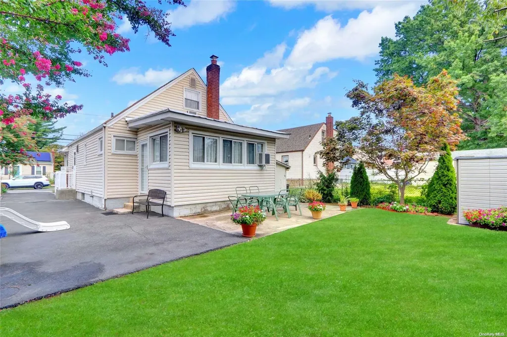 111 Jacob Street Elmont NY 11003