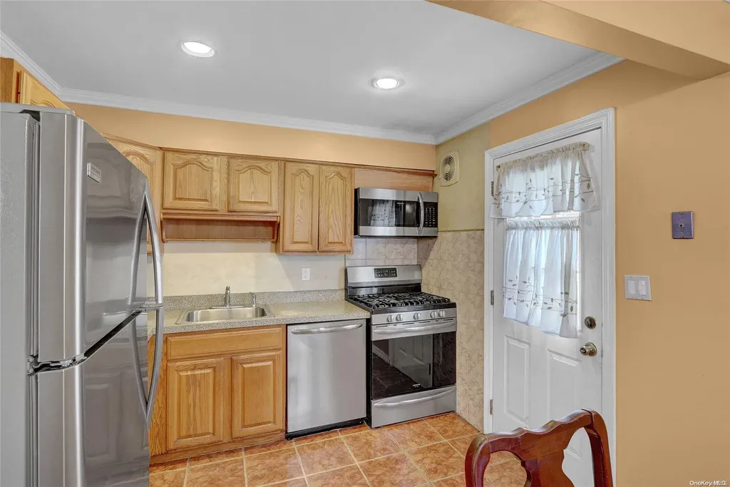 111 Jacob Street Elmont NY 11003