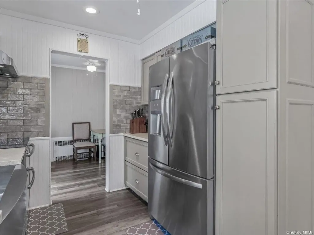 190 Wright Avenue Malverne NY 11565