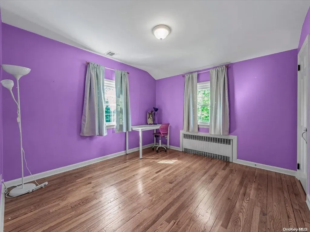 190 Wright Avenue Malverne NY 11565