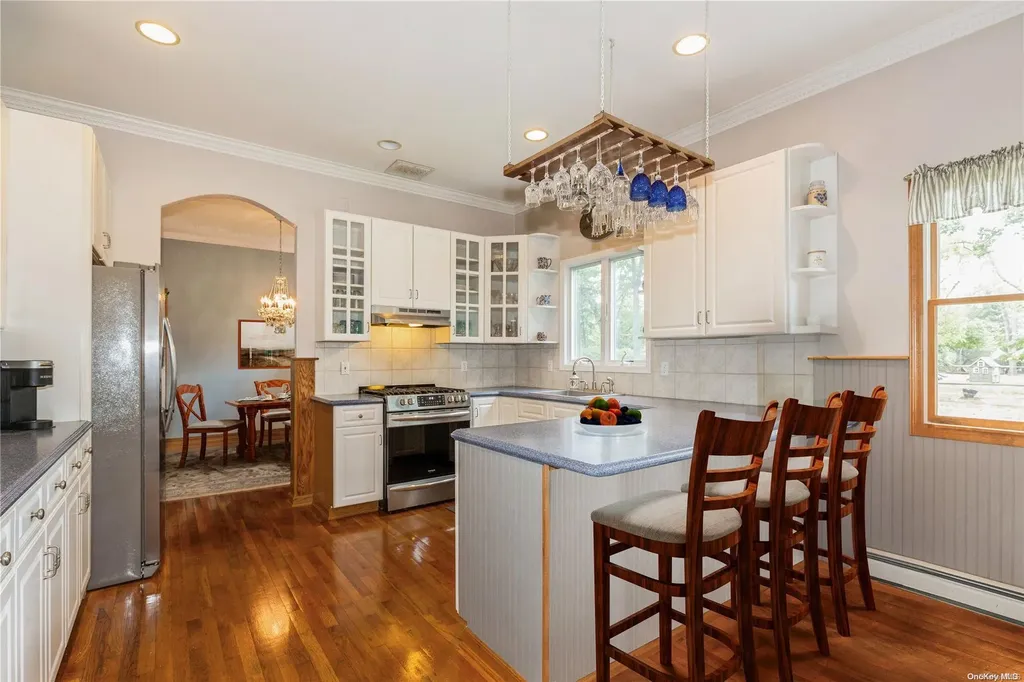 61 Roe Avenue East Patchogue NY 11772