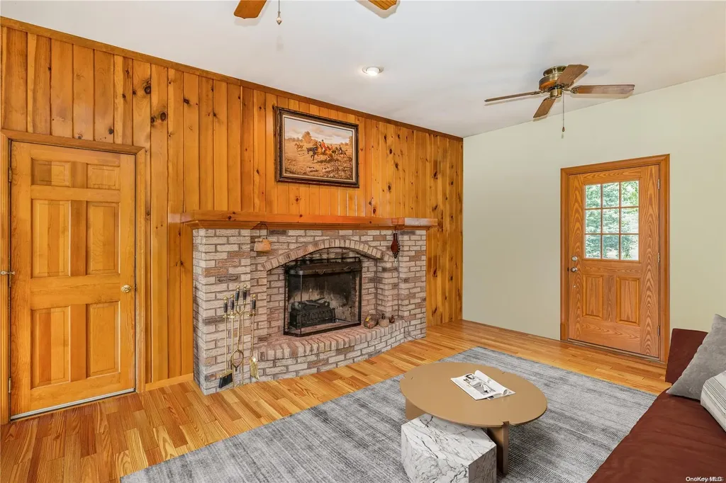 61 Roe Avenue East Patchogue NY 11772