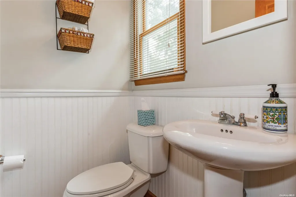 61 Roe Avenue East Patchogue NY 11772
