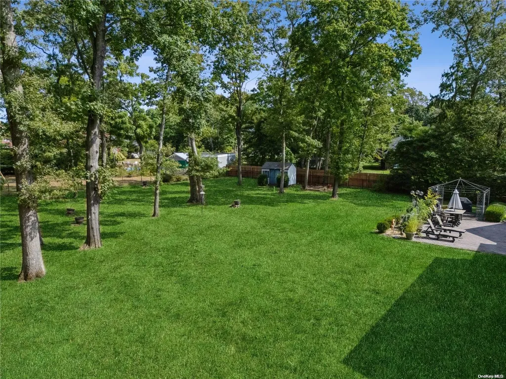 61 Roe Avenue East Patchogue NY 11772
