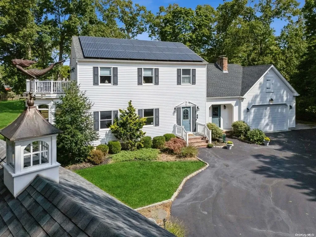 61 Roe Avenue East Patchogue NY 11772