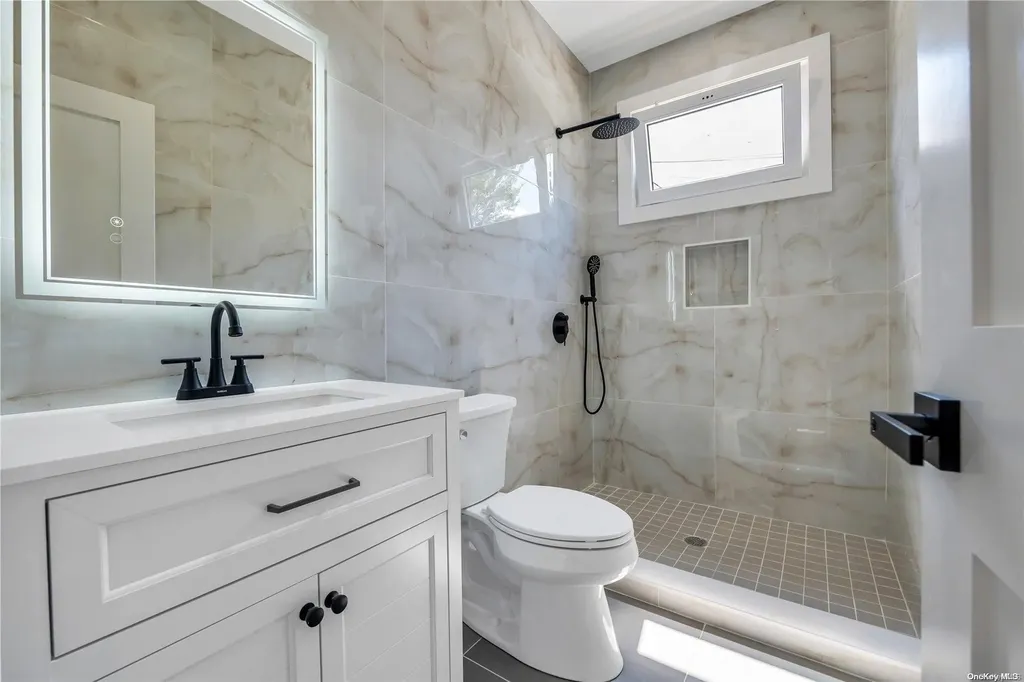 192 Shelter Lane Levittown NY 11756
