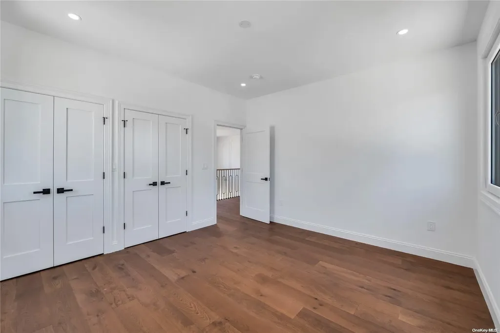 192 Shelter Lane Levittown NY 11756