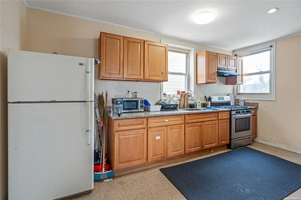 541 Shepherd Avenue Brooklyn NY 11208