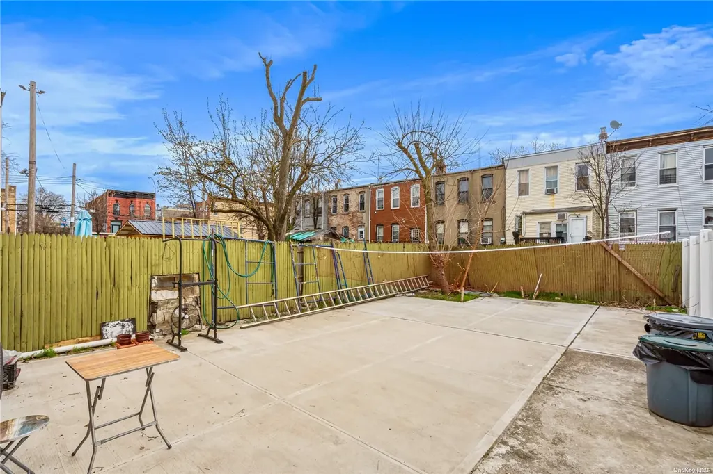 541 Shepherd Avenue Brooklyn NY 11208