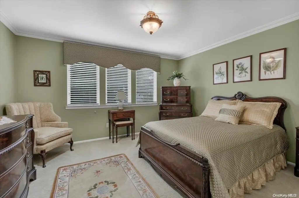 14 Beach Avenue Northport NY 11768