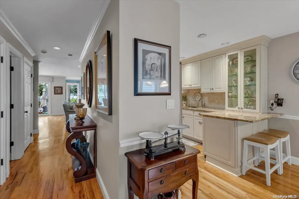 14 Beach Avenue Northport NY 11768
