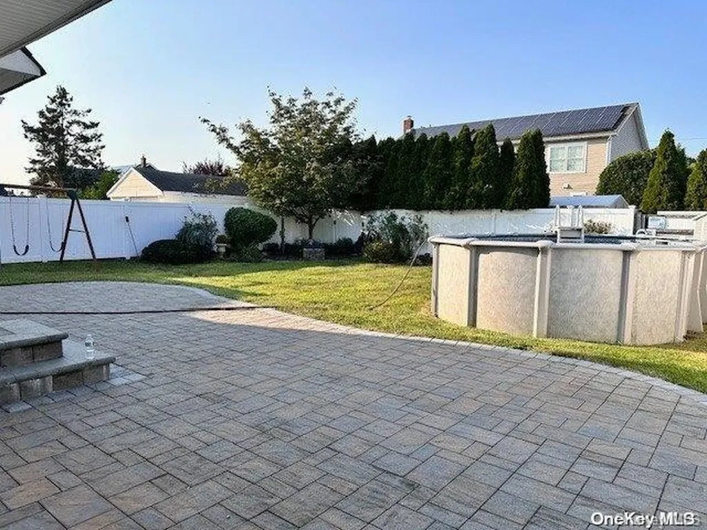 14 Moore Drive Bethpage NY 11714
