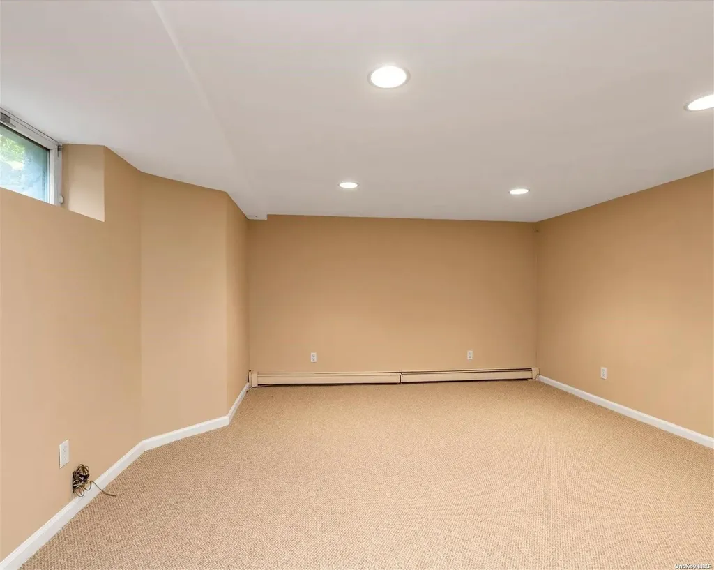 21 Shaw Drive Merrick NY 11566