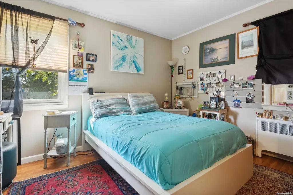 6 Mitchell Avenue Babylon NY 11702