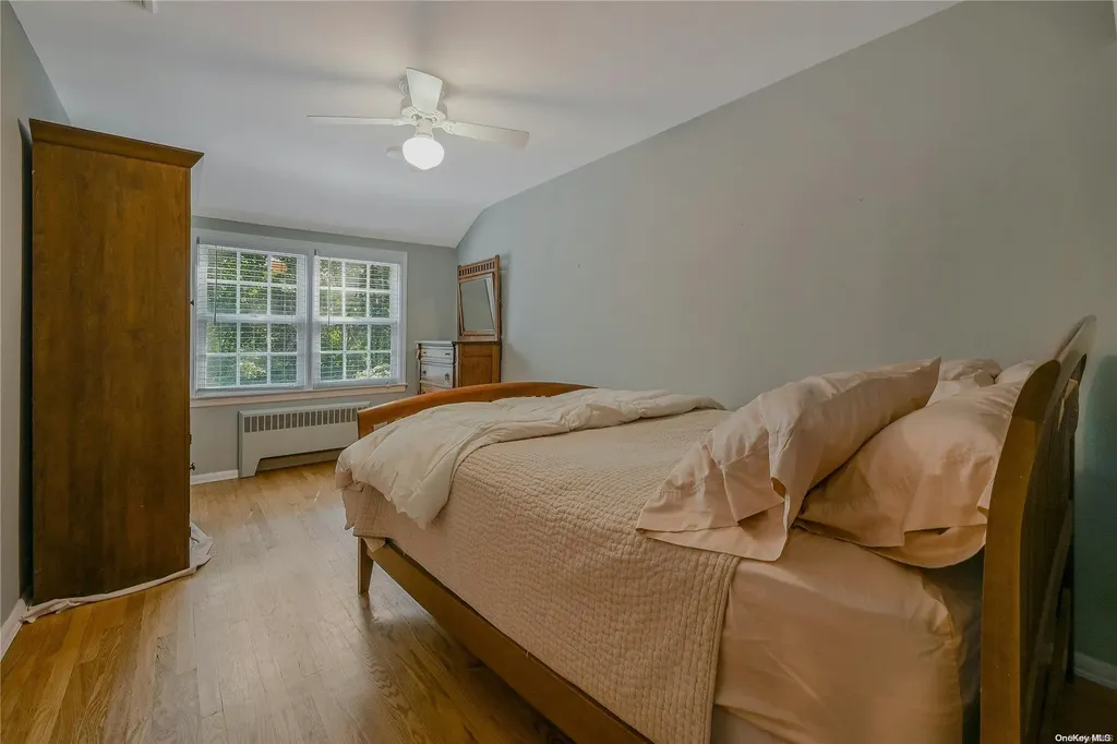 7 Harbor Ridge Drive Centerport NY 11721